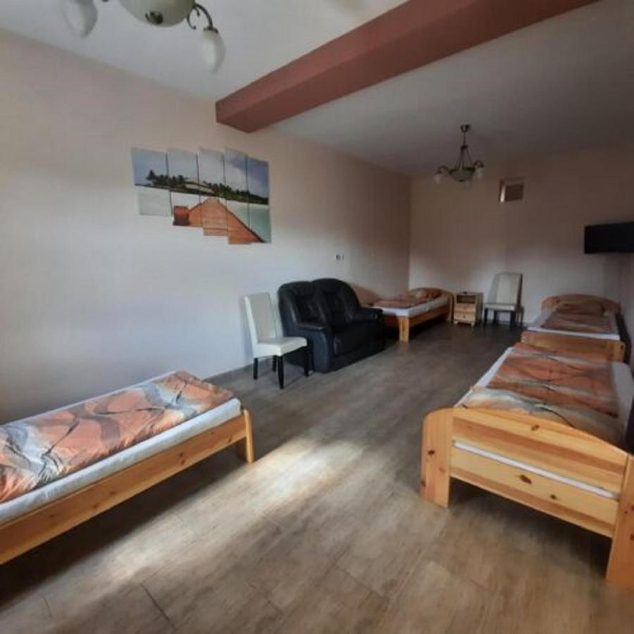 Ikszt Vendeghaz Hotel Davod Bagian luar foto